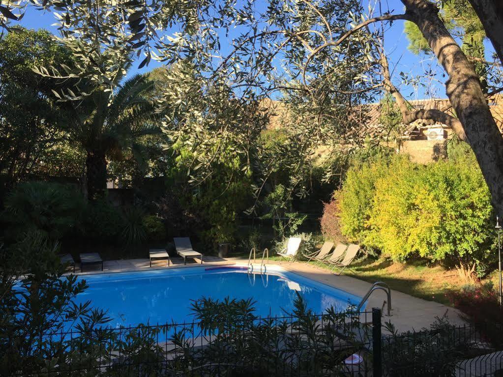 Le Jardin D'Homps Bed & Breakfast Homps  Bagian luar foto